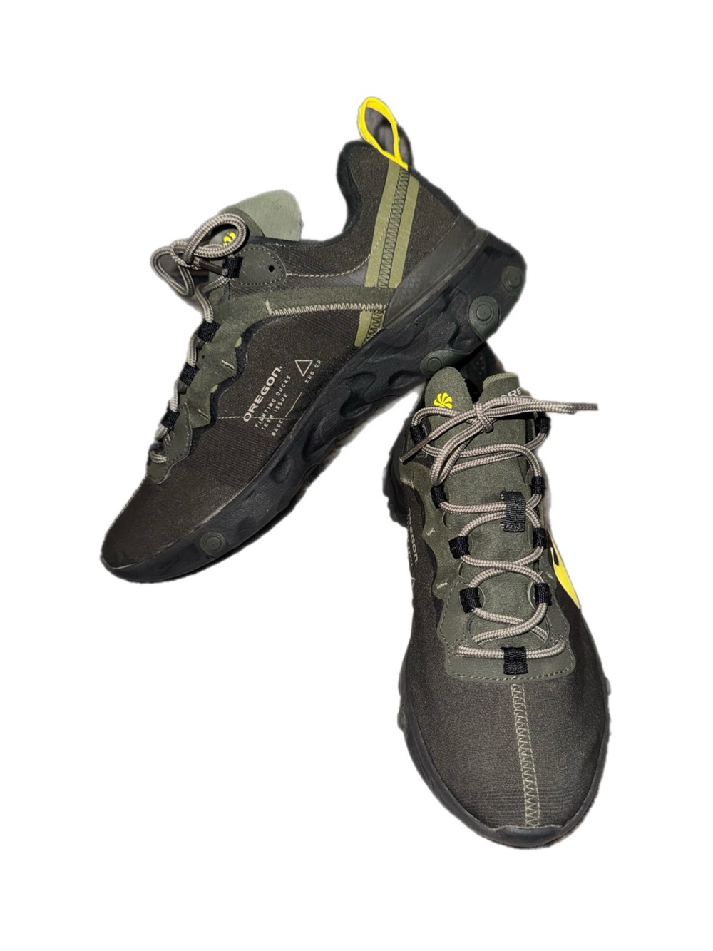 Mens Oregon Ducks Element 55 Sneakers in olive Green/Yellow Accents size 10.5
